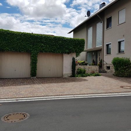 Zum Fuchsbau Apartment Hettstadt Bagian luar foto