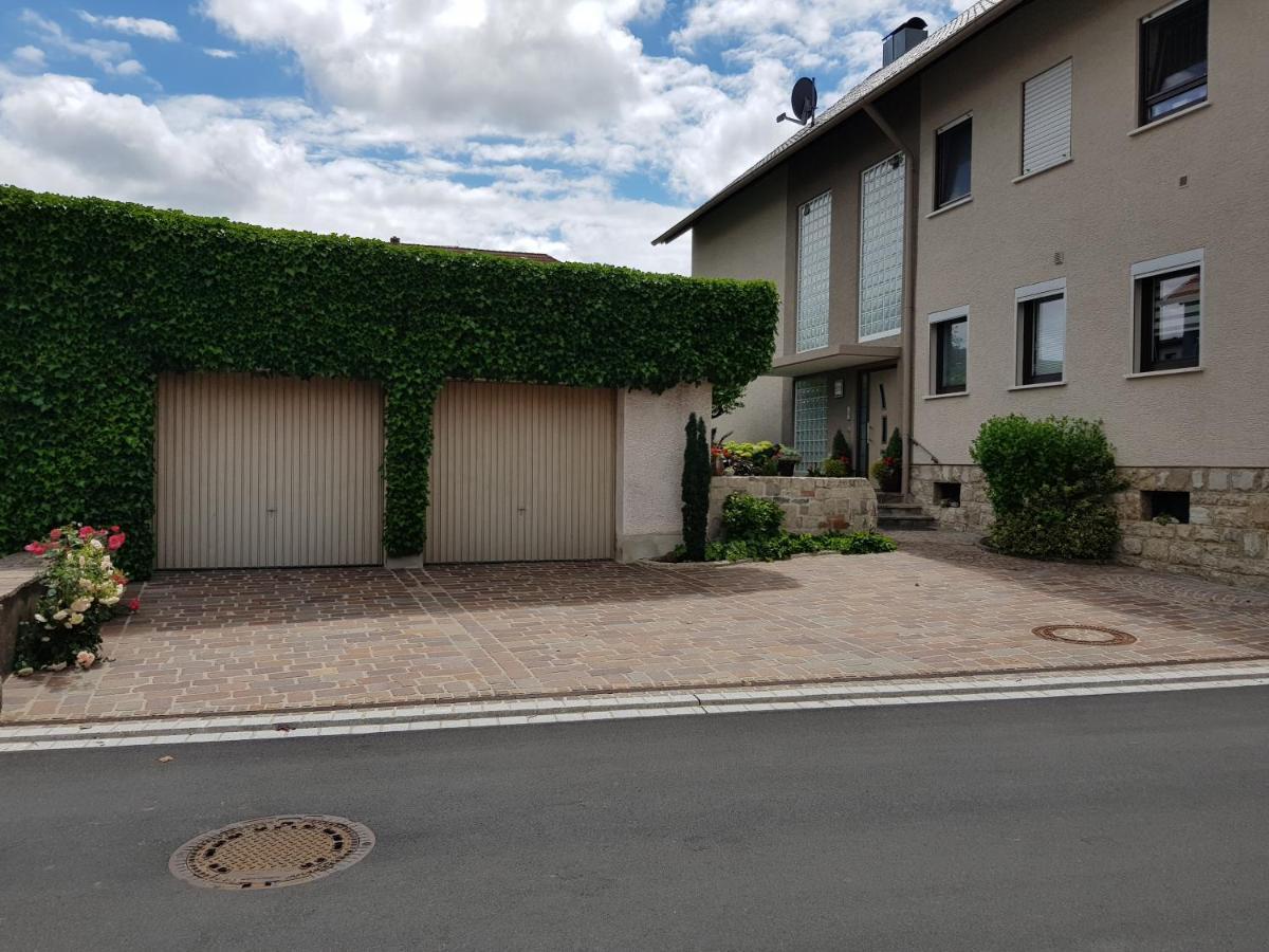 Zum Fuchsbau Apartment Hettstadt Bagian luar foto